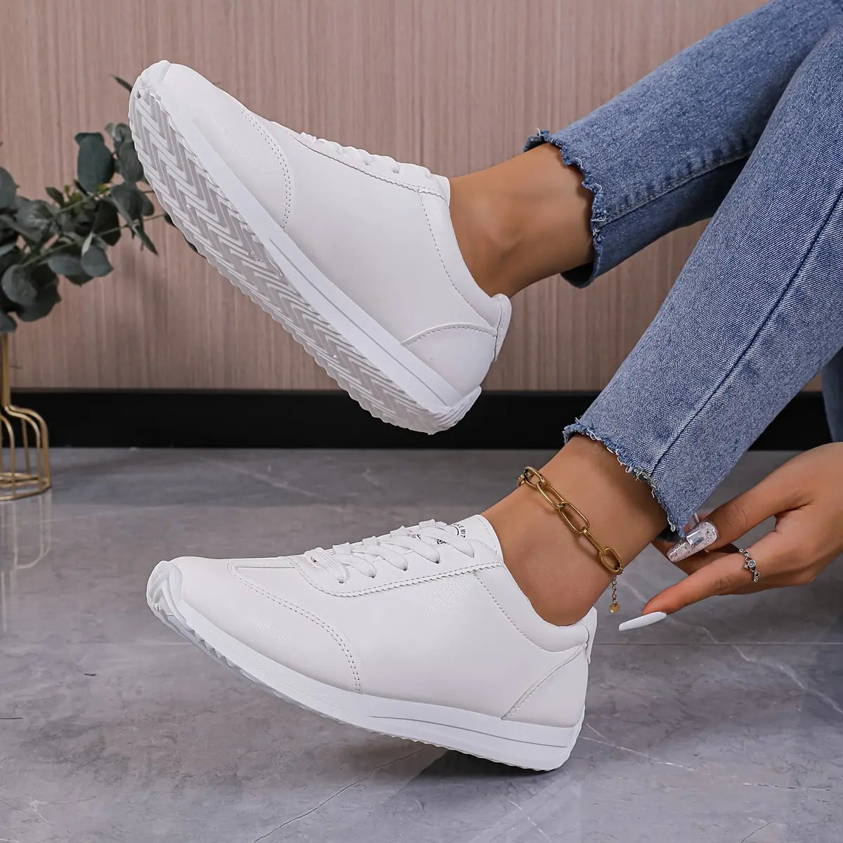 Abigail | Einfarbige Freizeit-Sportschuhe für Damen mit dicken Sohlen - Image 9
